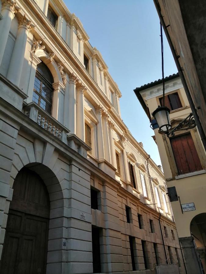 Monolocale Nell'Antica Zona Del Ghetto. Daire Padova Dış mekan fotoğraf